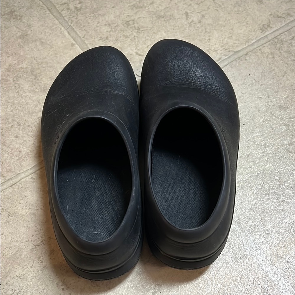 CROCS Black Women's Mules